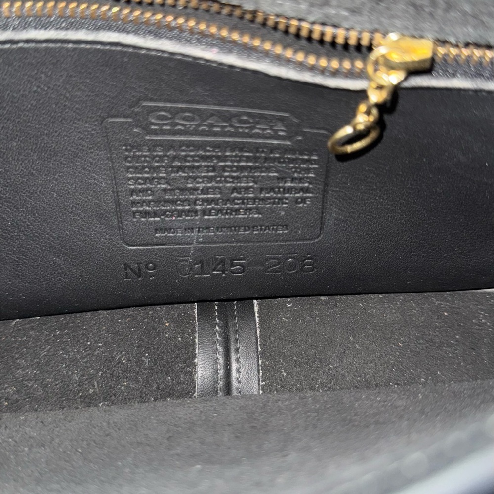 Vintage Coach Shoulder Bag - Picture 10 of 11